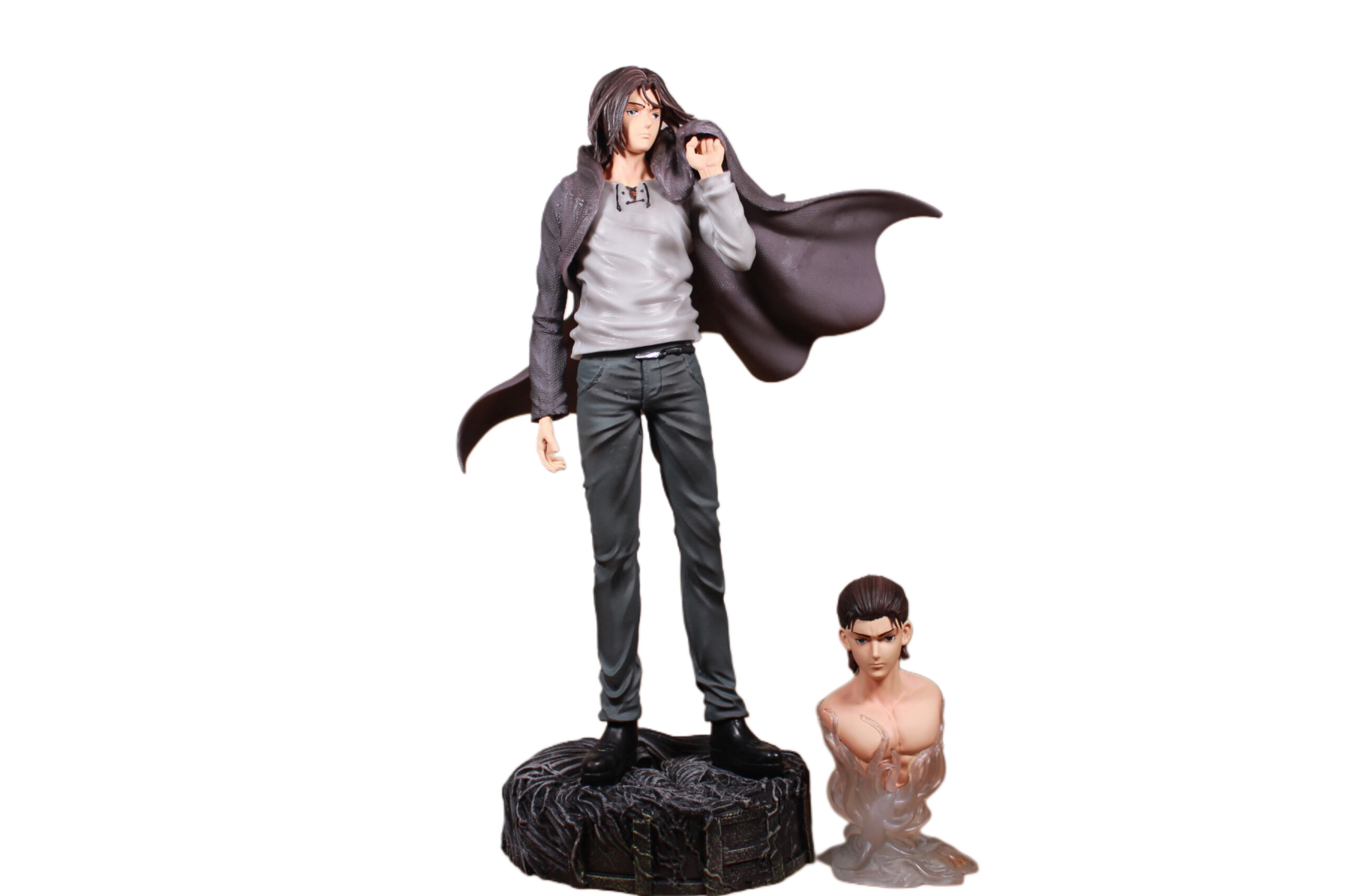 AOT EREN STANDING STATUE
